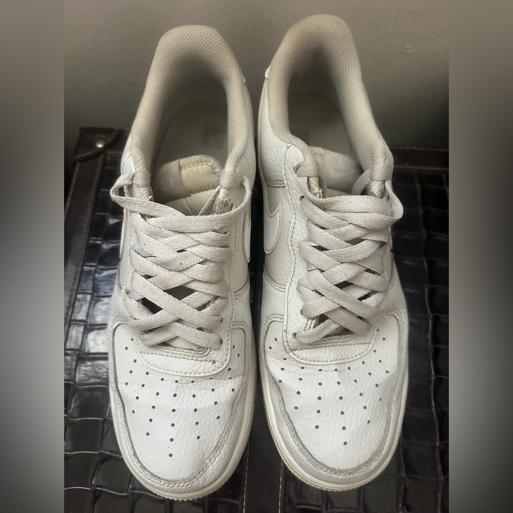 Nike Air Force 1 Men's Size 9.5